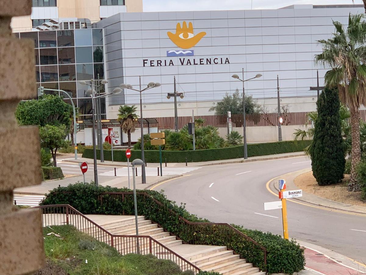 ホテル Sundos Feria バレンシア エクステリア 写真